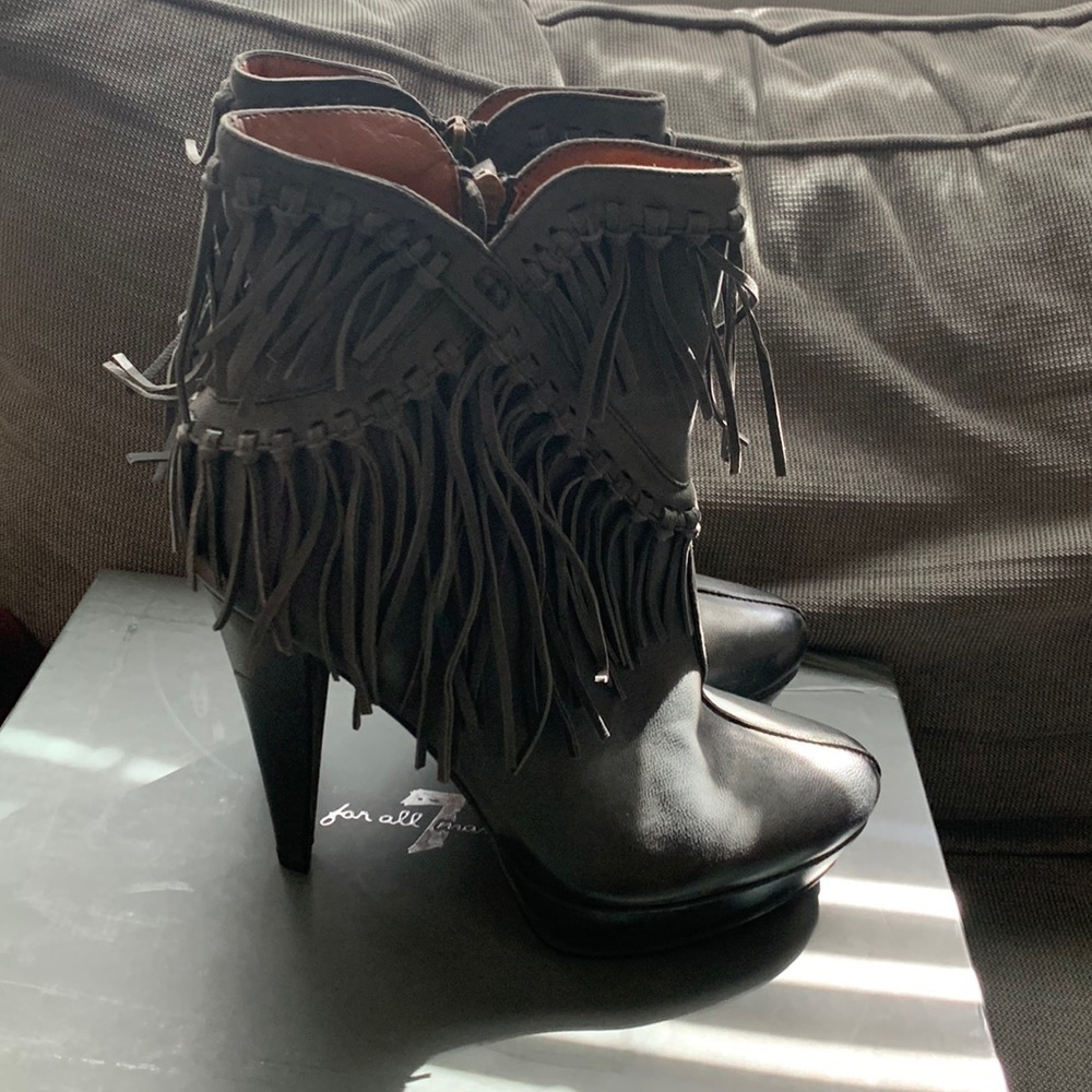 7 for all mankind Mirage fringe bootie size 10M NIB $325